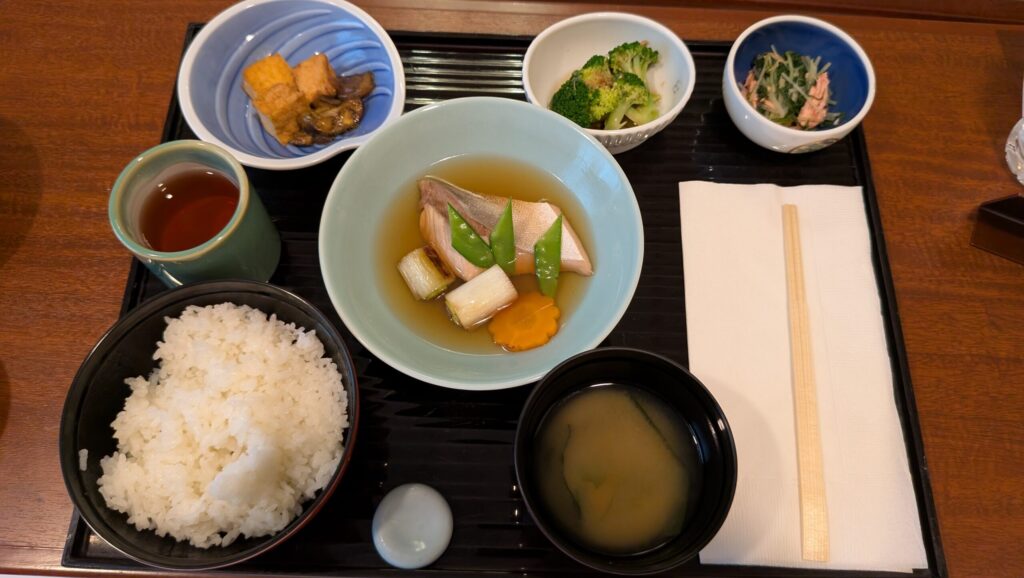 山王バースセンター食事