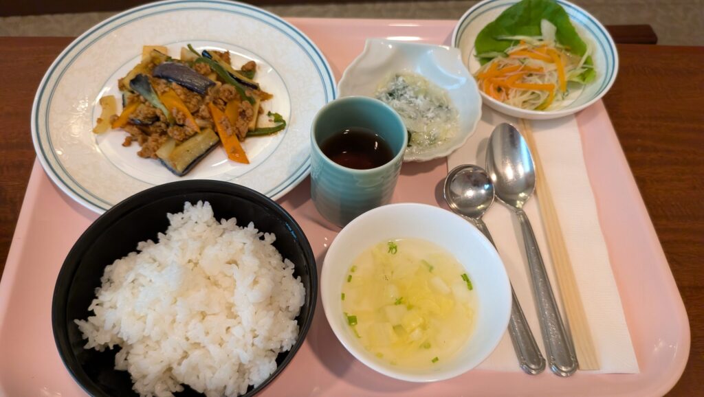 山王バースセンター食事